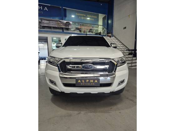 FORD RANGER 3.2 XLT 4X4 CD 20V DIESEL 4P AUTOMÁTICO FORD RANGER 3.2 XLT 4X4 CD 20V DIESEL 4P AUTOMÁTICO